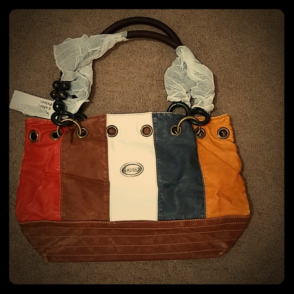 Beautiful Dolce & Gabbana purse!